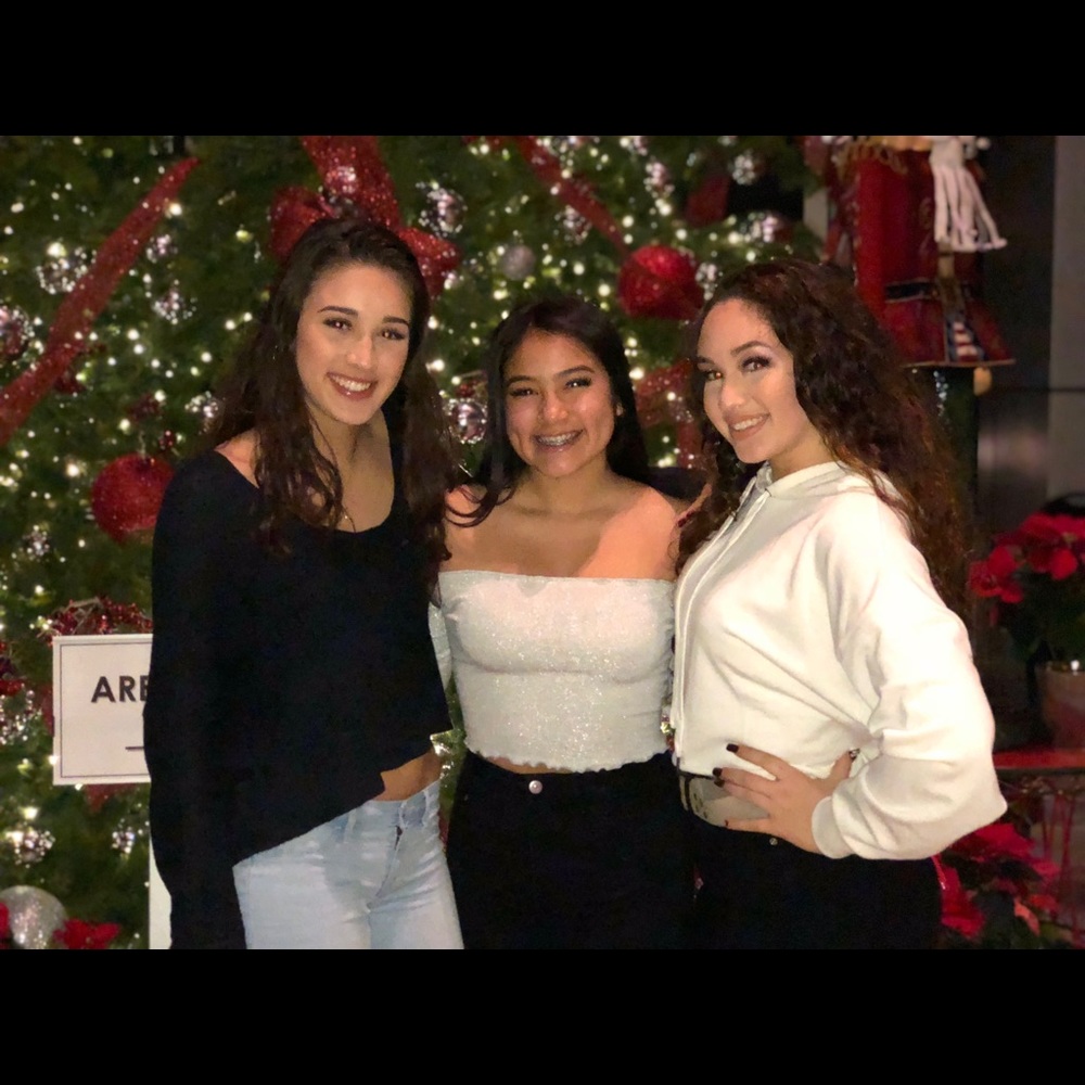 Meet your Posher, Alondra